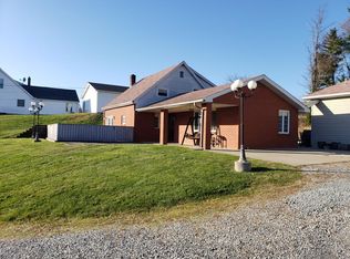 127 Darr Rd, Rostraver Township, PA 15012