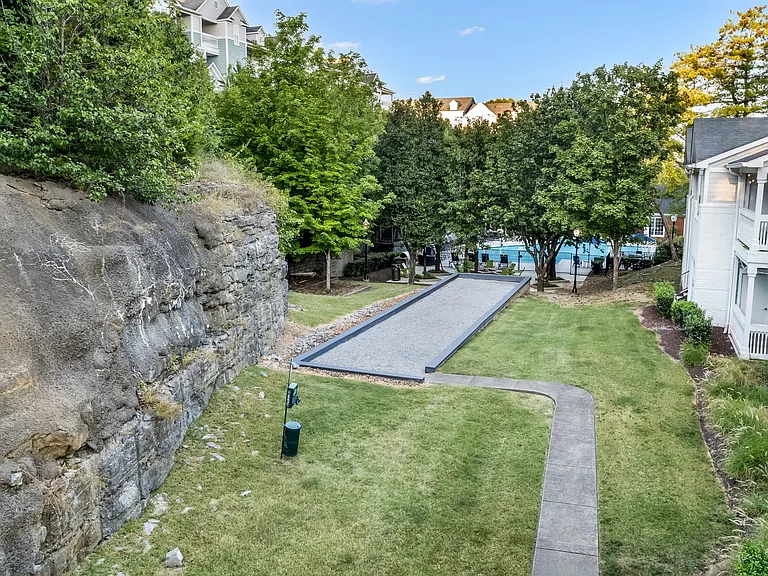 The Estates at Brentwood — Photo 18
