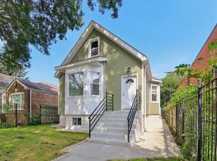210 W 111th St, Chicago, IL 60628