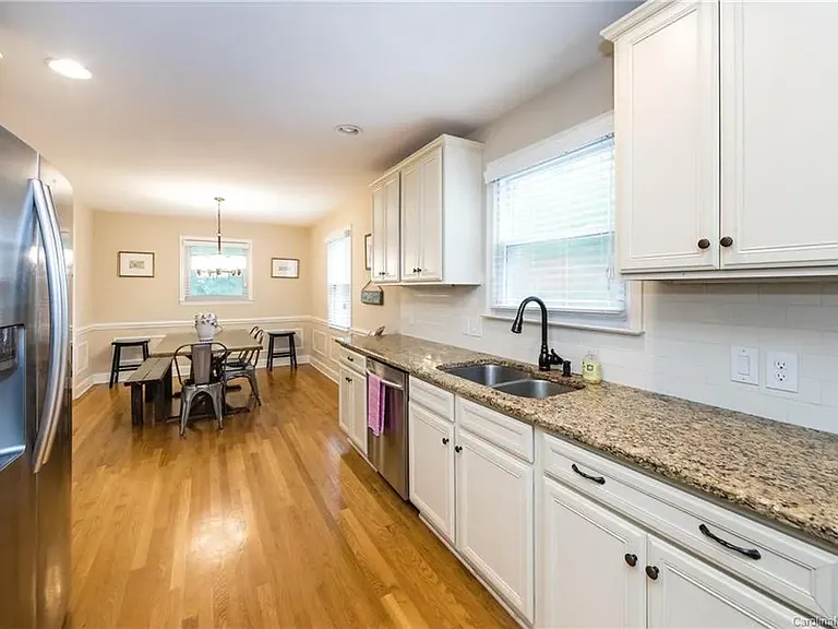 5875 Wedgewood Dr — Photo 11