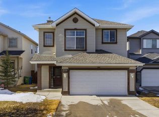 328 E Citadel Meadow Bay NW, Calgary, AB T3G 4Z3
