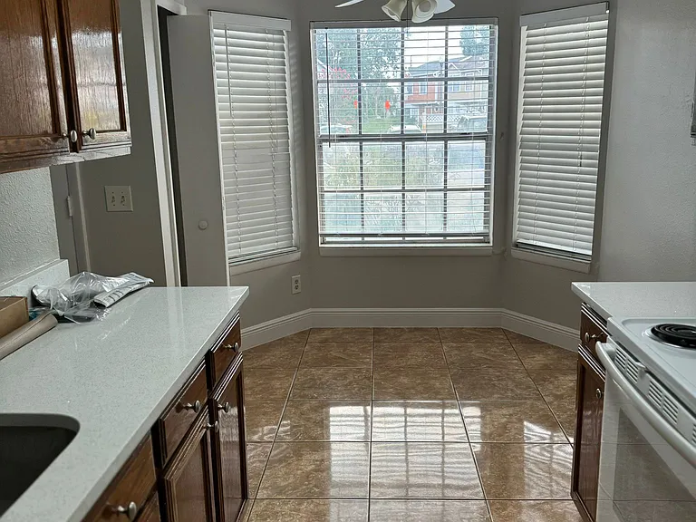 11813 Mintwood Ct — Photo 1
