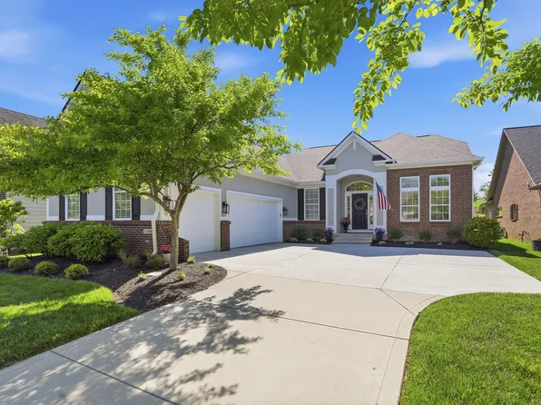 15486 Mission Hills Dr, Carmel, IN 46033