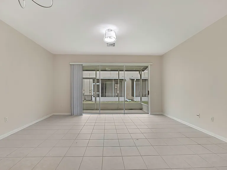 26548 Castleview Way — Photo 14