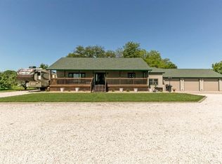 2486 160th St, Menlo, IA 50164