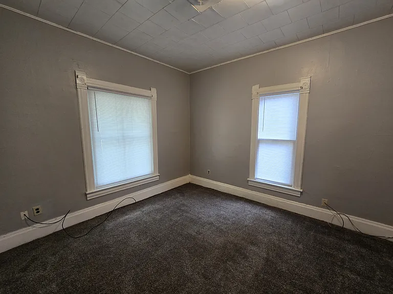 232 Center St — Photo 7