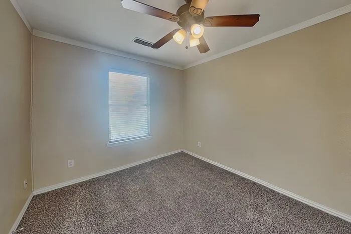 709 Pride Ct — Photo 11