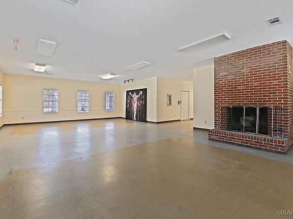 3rd image of 3888 County Road 261