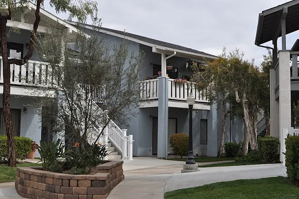 Cobblestone Park Apartments