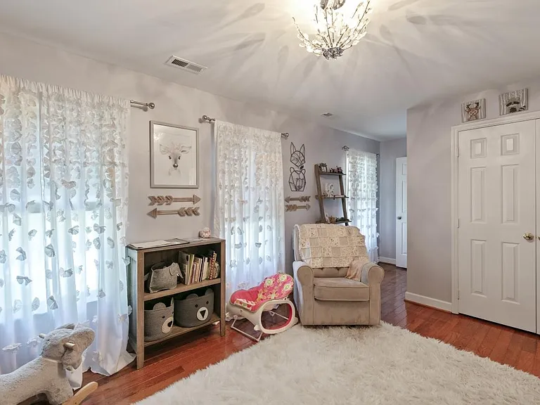 6221 Dresden Ln — Photo 22