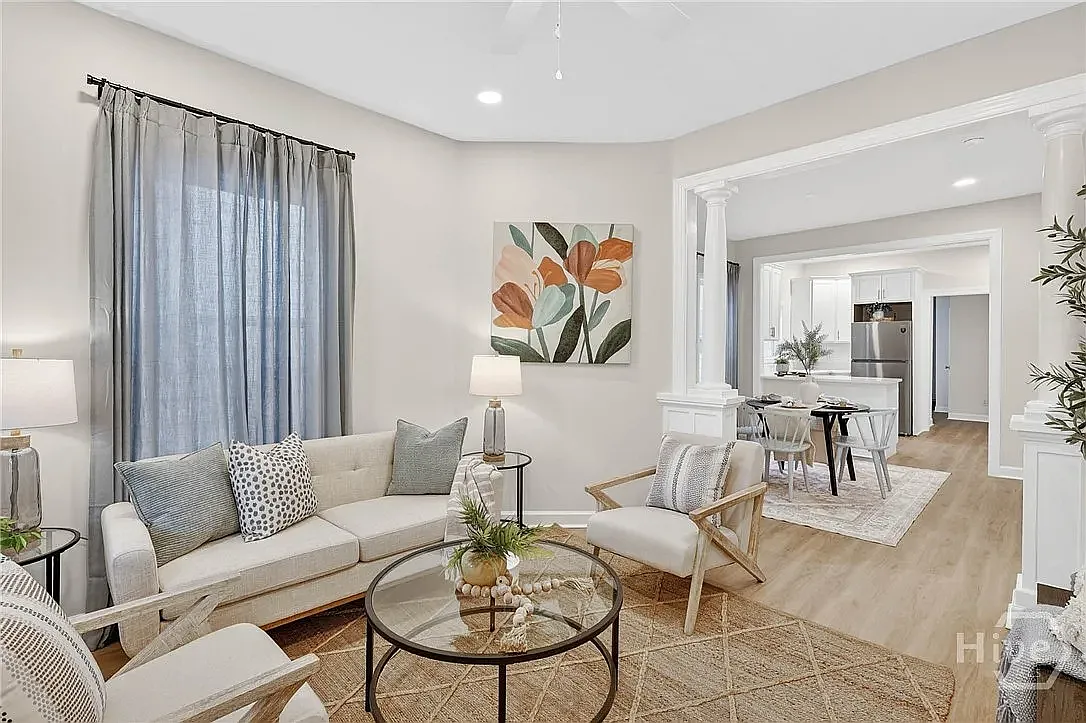 3 bed, 1248 sqft, $2,350 — Photo 2