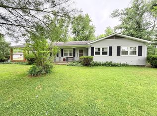 100 Magnolia St, Harrisburg, IL 62946