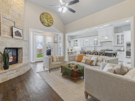 2nd image of 6317 Savannah Oak Trl