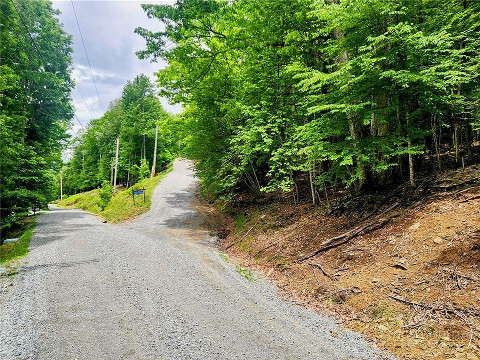1st image of 136 Locust Ridge Road