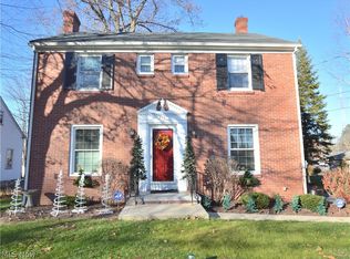 246 Berkshire Dr, Youngstown, OH