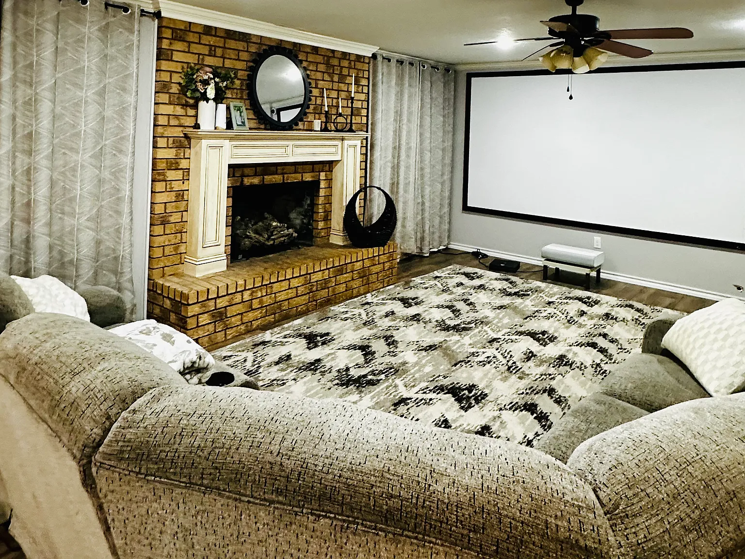 4 bed, 2.5 bath, 2811 sqft, $2,700 — Photo 4