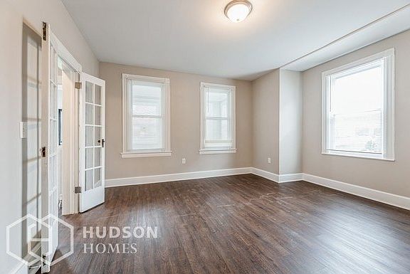 2nd image of 84 Belleville Ave