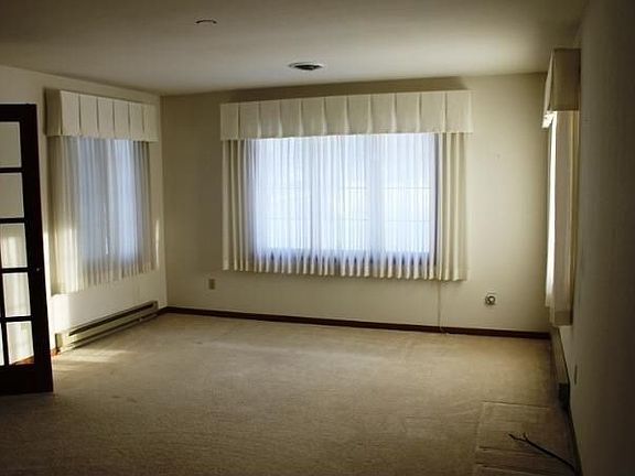 3rd image of 1414 Fox Tail Dr Unit 103
