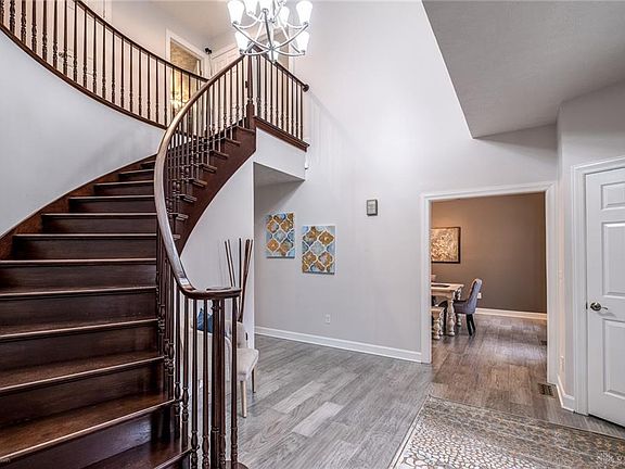 3rd image of 3884 Feather Heights Ct