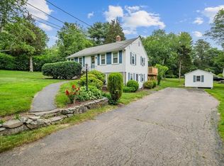 12 Allen St, Pembroke, MA 02359