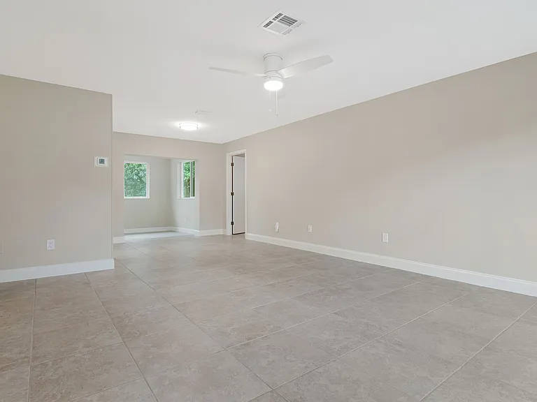 2958 Dundee Dr — Photo 11