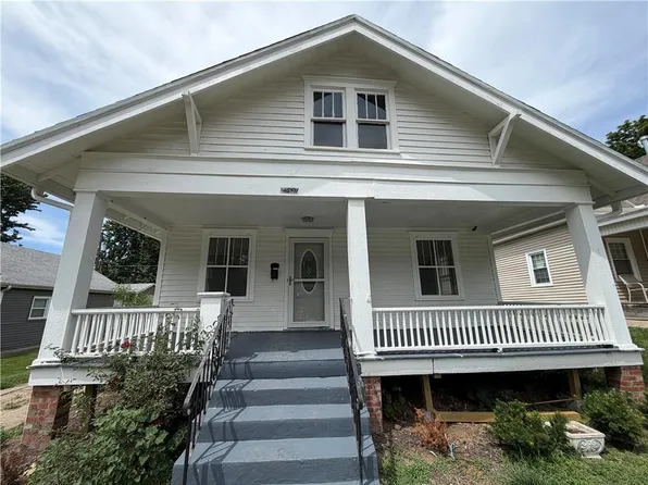 2907 Felix St, Saint Joseph, MO 64501