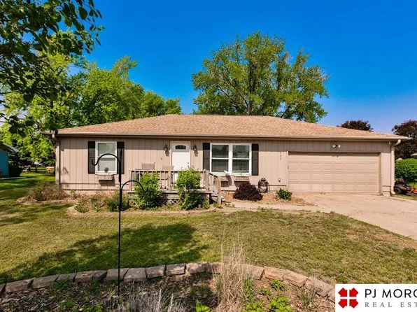 930 Cottonwood St, North Bend, NE 68649