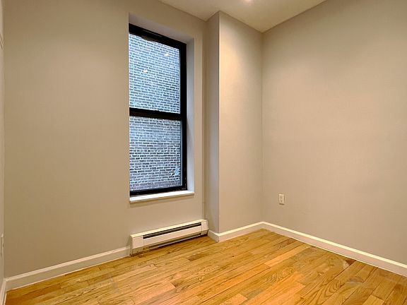 4th image of 320 Manhattan Ave #53A