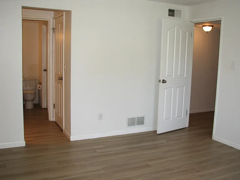 1380 Willow Brook Cv #1 — Photo 6