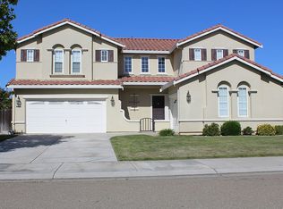 573 Bob Way, Ripon, CA 95366