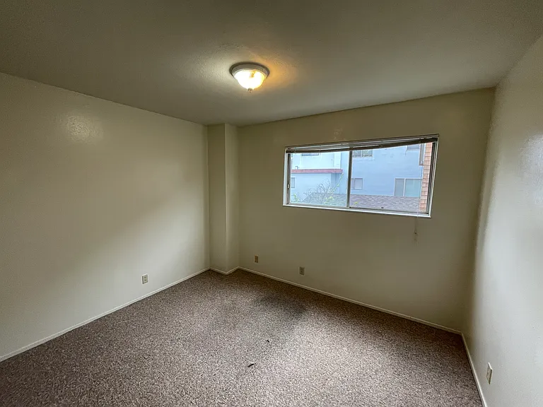 1622 Milvia St #3 — Photo 5