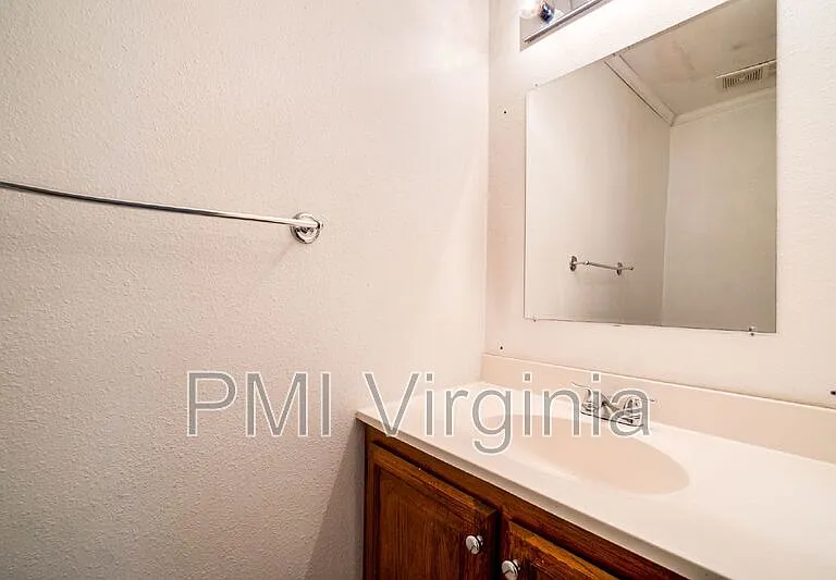 812 Tuition Ct — Photo 17
