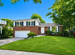 64 Morewood Oaks, Port Washington, NY 11050
