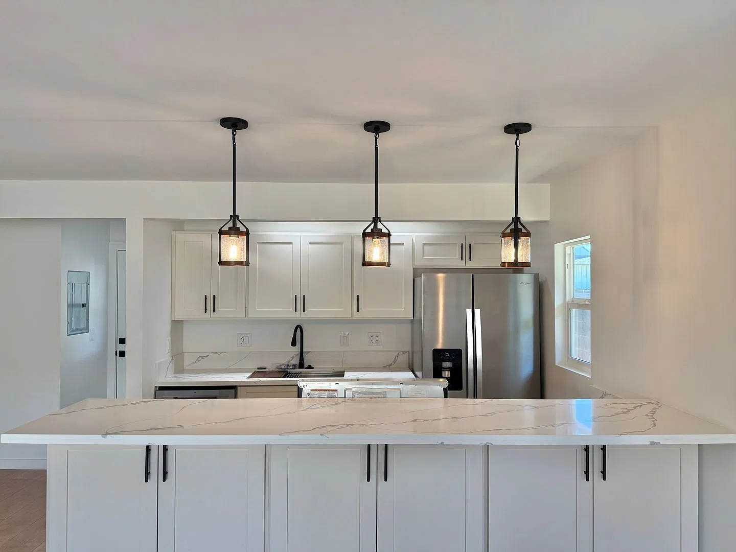 Fully Renovated 4 Bedroom / 2 Bathroom Home For Rent in Kahului! — Photo 4
