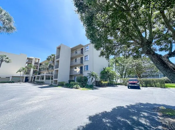 890 N Federal Hwy APT 205, Lantana, FL 33462