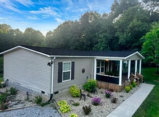 543 Cunningham Ln, Winchester, KY 40391