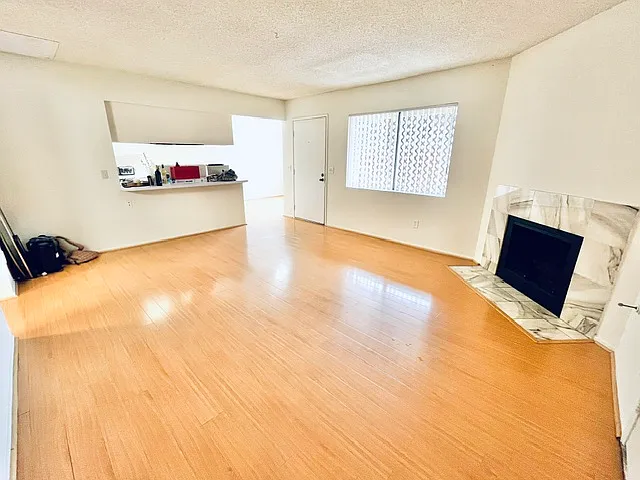 16901 Hoskins Ln — Photo 4