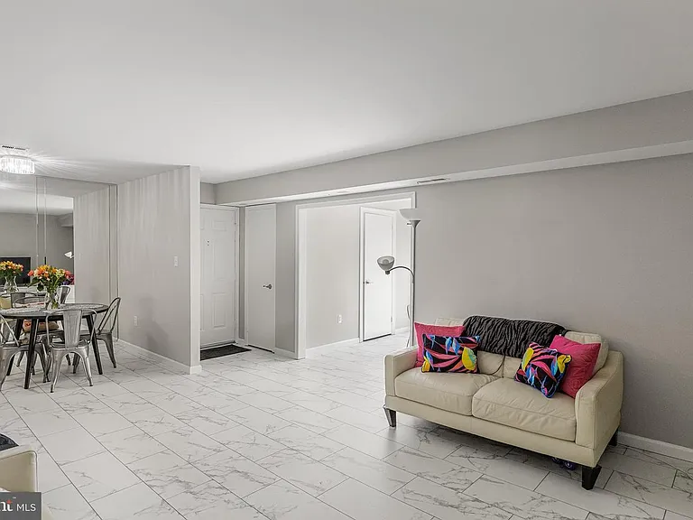 23 W Bluebell Ln #A — Photo 17