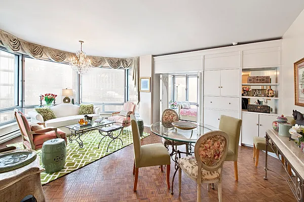 Sold by City Connections Realty | media 24