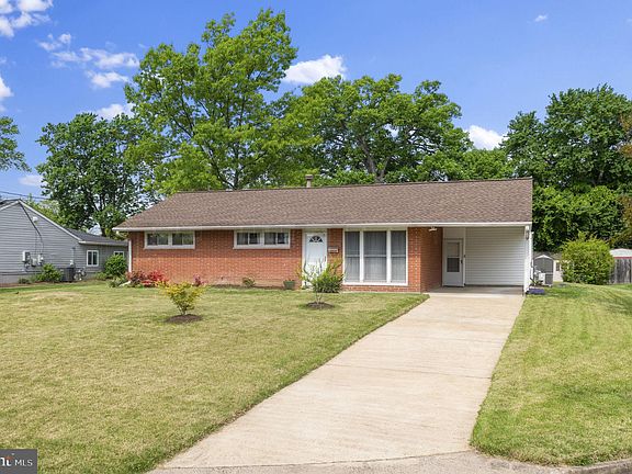 2nd image of 6404 Hayfield Pl
