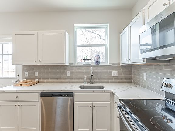 2nd image of 2040 E William St
