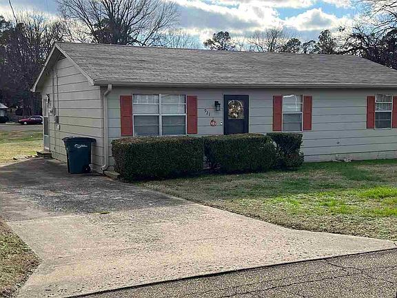 2nd image of 921 E Martin Luther King Dr