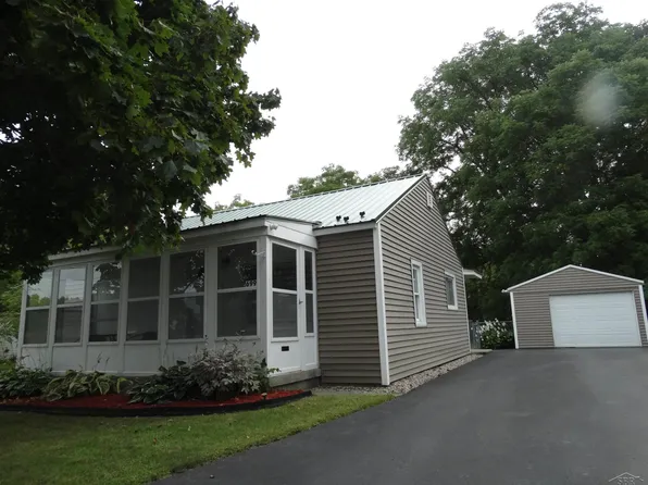 699 S Mill St, Clio, MI 48420