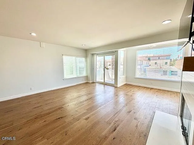 108 Los Feliz St — Photo 10