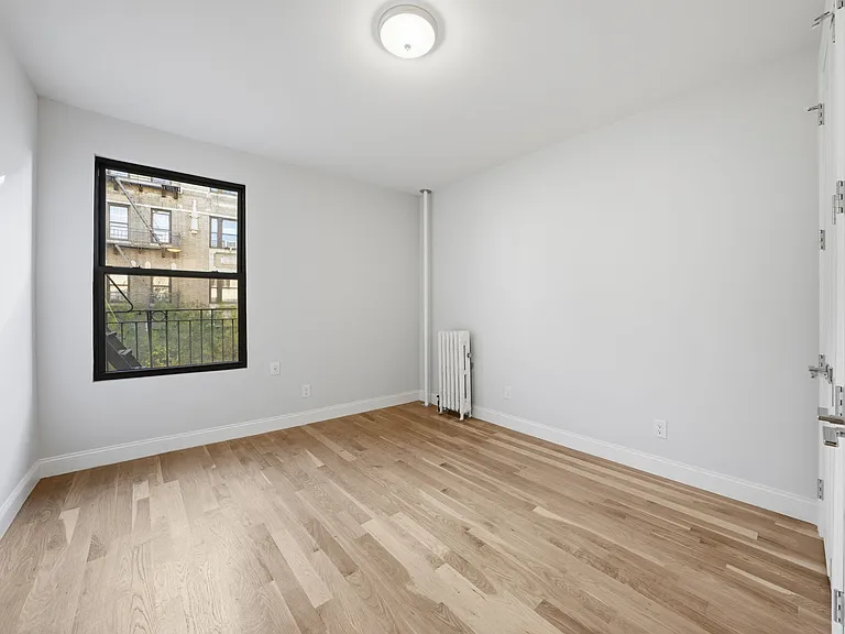 48 Pinehurst Ave #44 — Photo 9
