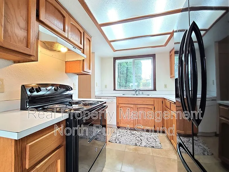 1421 Pine St #A — Photo 1