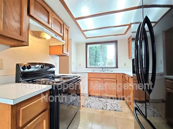1421 Pine St, Everett, WA