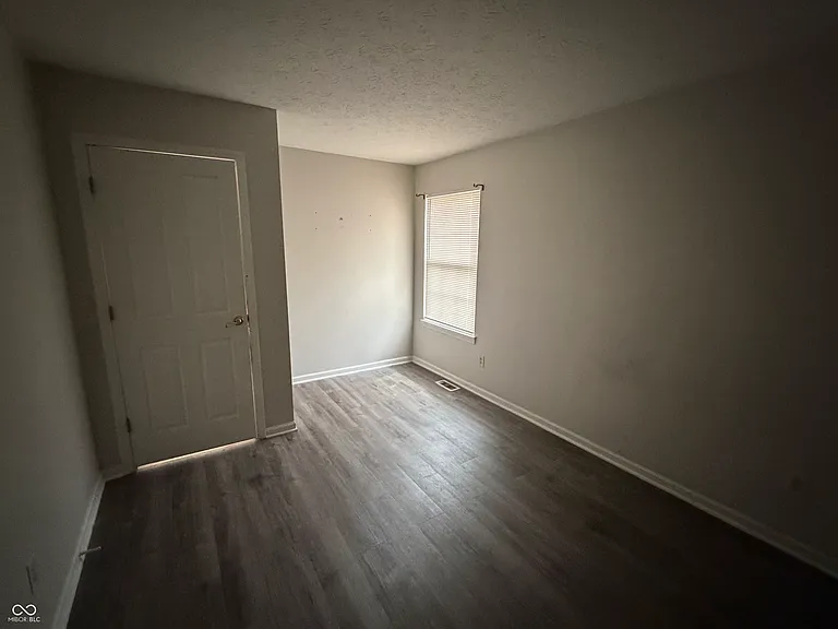 411 Garden Grace Dr — Photo 38