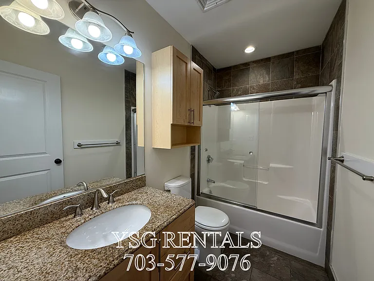 24 Sunset St #1 — Photo 14