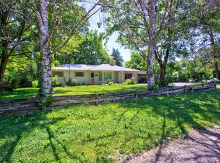 2641 Syringa Dr, Medford, OR 97501